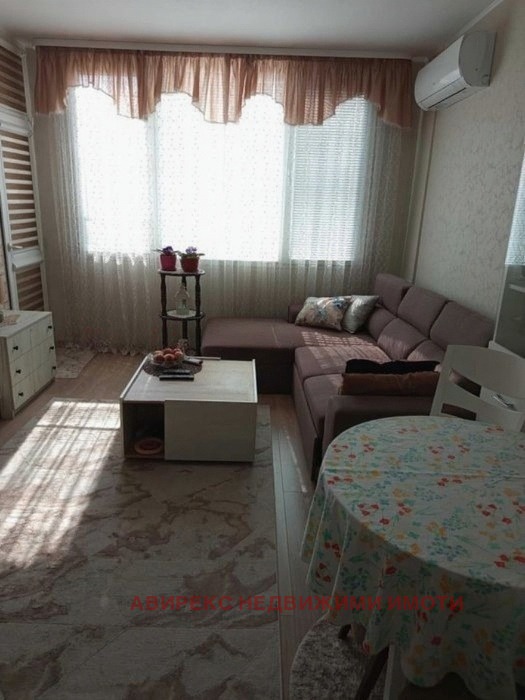 For Sale  1 bedroom Plovdiv , Karshiyaka , 43 sq.m | 82283408