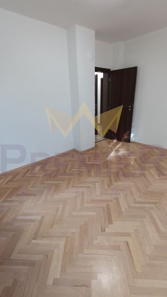 Продава 4-СТАЕН, гр. София, Център, снимка 9 - Aпартаменти - 48101698