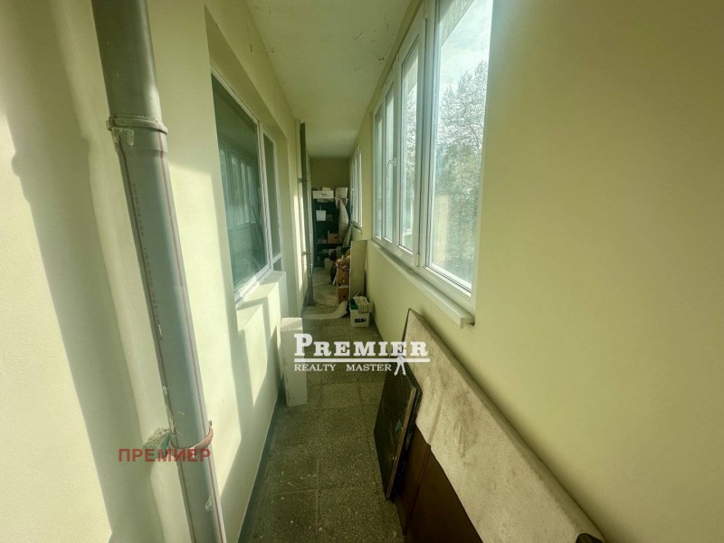 Продава МНОГОСТАЕН, гр. Бургас, Славейков, снимка 16 - Апартаменти - 52455946