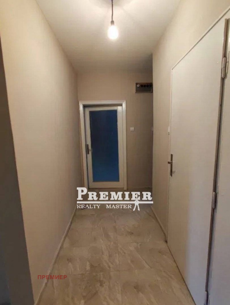 Продава МНОГОСТАЕН, гр. Бургас, Славейков, снимка 10 - Апартаменти - 52455946