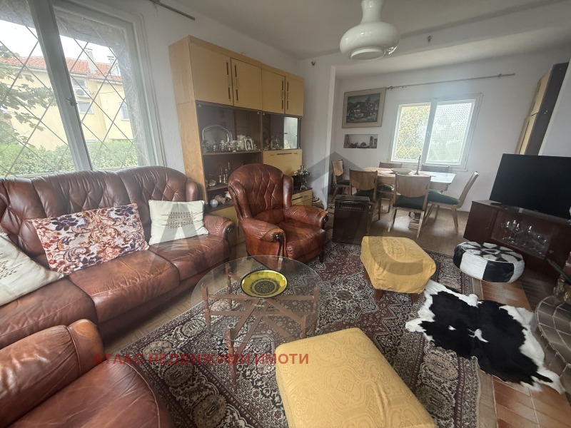 Te koop  Huis regio Plovdiv , Belashtitsa , 300 m² | 45742679 - afbeelding [2]
