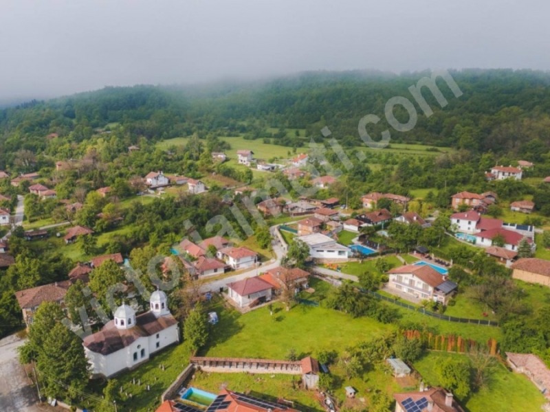 Продава ПАРЦЕЛ в област Велико Търново, с. Костел - 457 кв.м / 12 500 € » 24 447.88 лв., ВИКТОРИЯ ИМОТИ ЕООД