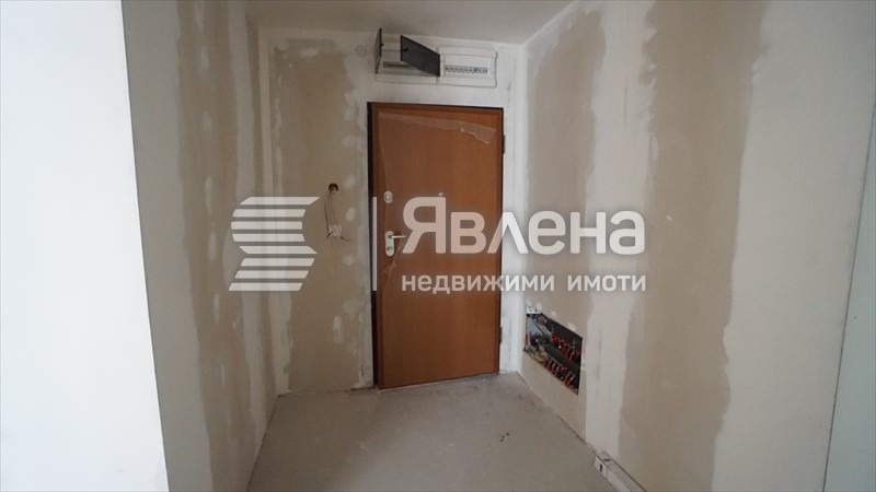 Продава 4-СТАЕН, гр. София, Изток, снимка 16 - Апартаменти - 54611499