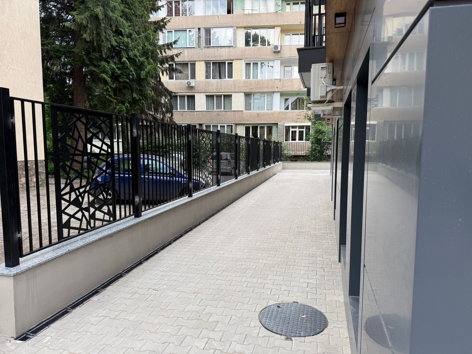 Продава МАГАЗИН, гр. Перник, Център, снимка 11 - Магазини - 52396877