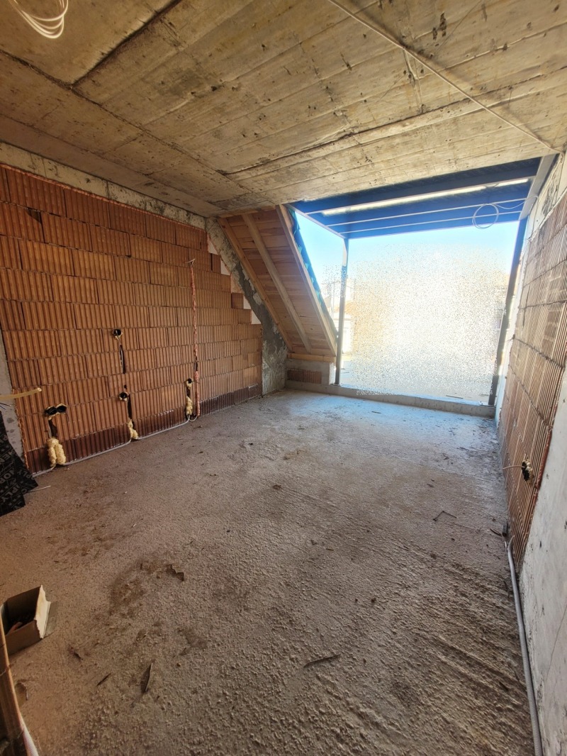Продава 2-СТАЕН в град Шумен, Център - 70 кв.м / При запитване, ПРЕСТИЖ-2007