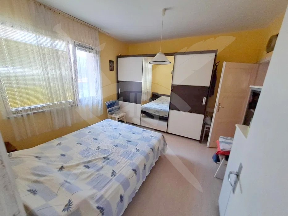 Продава ЕТАЖ ОТ КЪЩА | Imot.bg — изображение 4