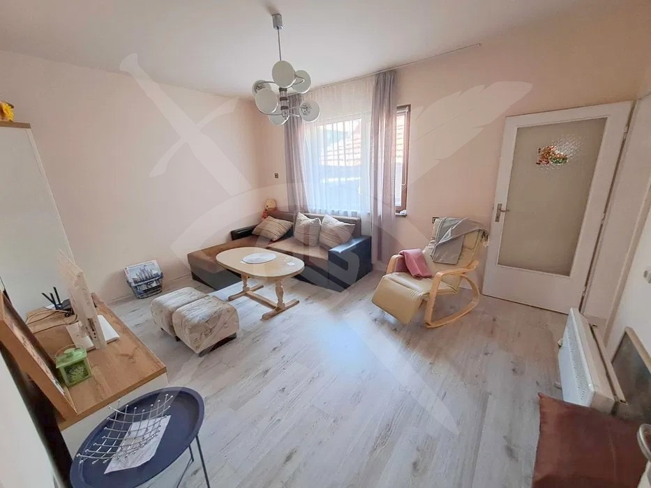 Продава ЕТАЖ ОТ КЪЩА | Imot.bg — изображение 10