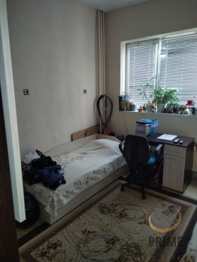 Estudio Izgrev, Burgas 7