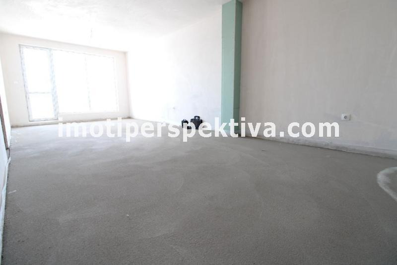 Продава  2-стаен град Пловдив , Христо Смирненски , 82 кв.м | 68493743