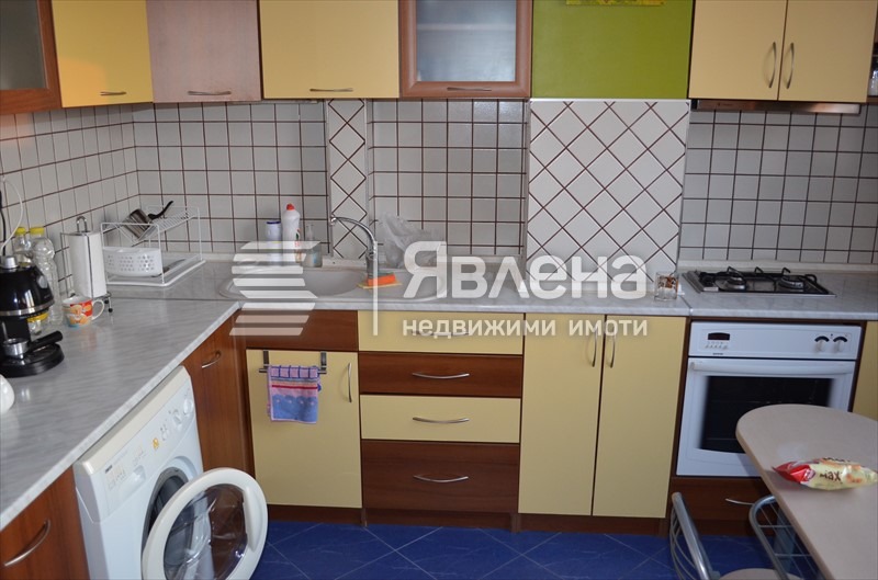 Продава 3-СТАЕН, гр. Пловдив, Тракия, снимка 3 - Aпартаменти - 49365428