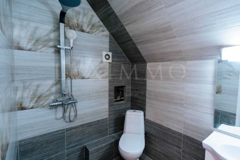 De vânzare  3 dormitoare Burgas , Țentâr , 154 mp | 48818469 - imagine [4]