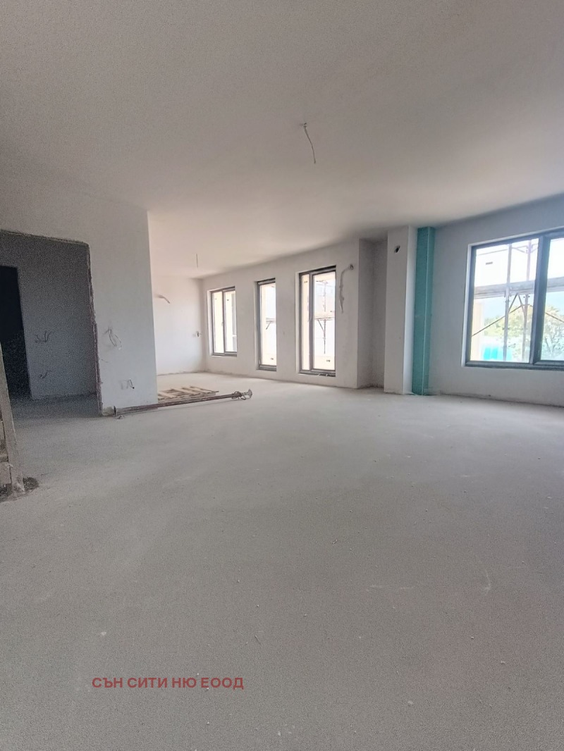 Till salu  3+ sovrum Sofia , Mladost 1 , 151 kvm | 37790866 - bild [2]