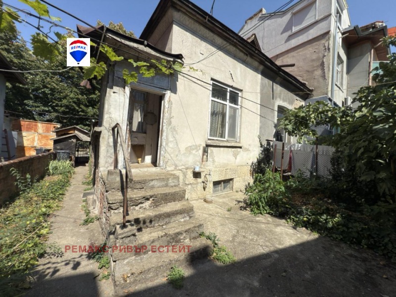 Продава КЪЩА, гр. Русе, Център, снимка 3 - Къщи - 52569731