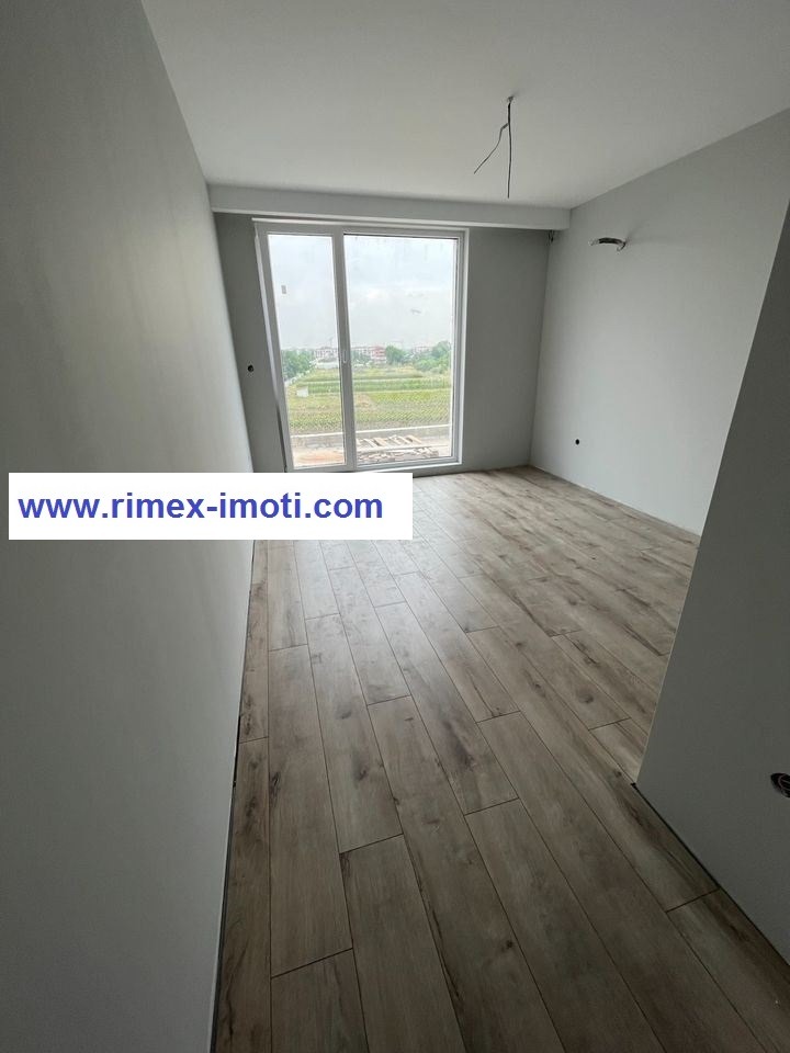 En venta  1 dormitorio Plovdiv , Jristo Smirnenski , 79 metros cuadrados | 97547361 - imagen [6]