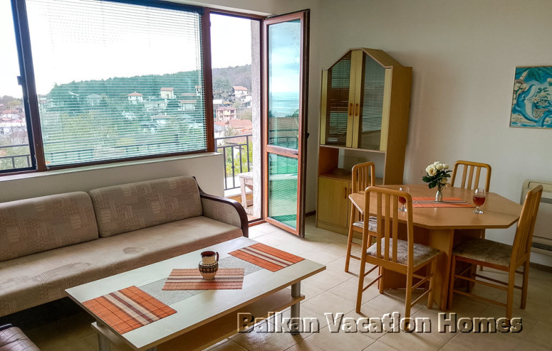 Продава 2-СТАЕН, гр. Балчик, област Добрич, снимка 3 - Апартаменти - 52436564