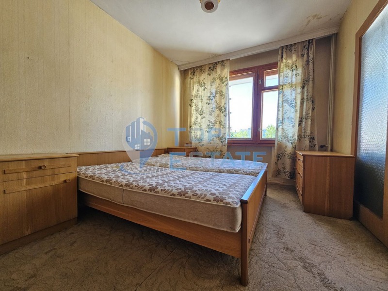 Продается  3+ спальни Велико Търново , Бузлуджа , 104 кв.м | 22099589 - изображение [2]