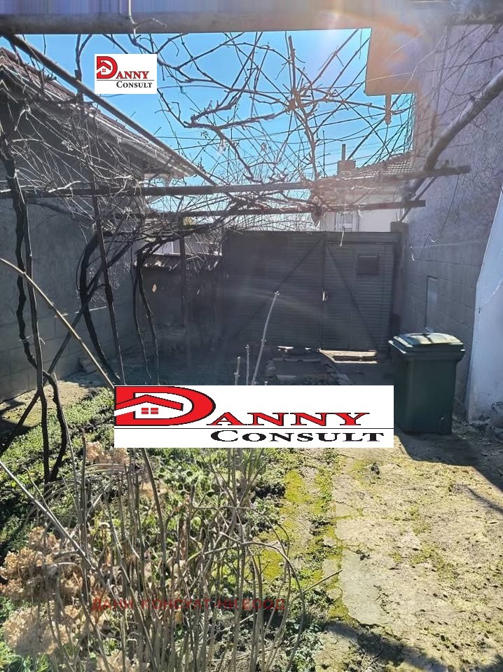 Продава КЪЩА, с. Джулюница, област Велико Търново, снимка 2 - Къщи - 53810632