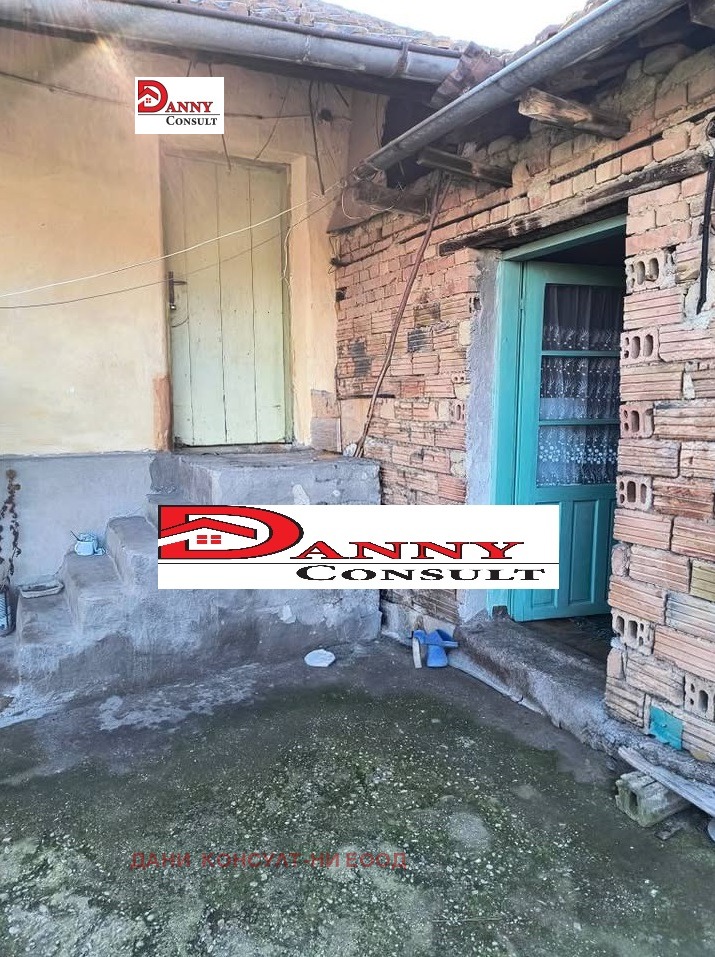 Продава КЪЩА, с. Джулюница, област Велико Търново, снимка 3 - Къщи - 53810632