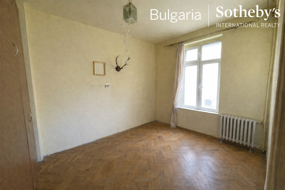 Продава МНОГОСТАЕН, гр. София, Център, снимка 6 - Апартаменти - 54265737