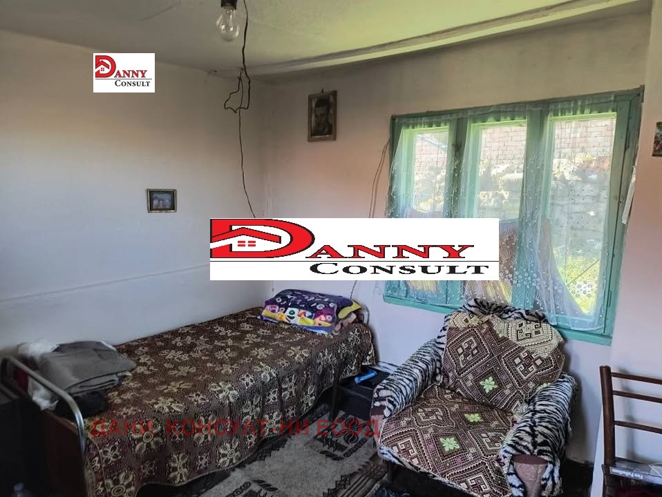 Продава КЪЩА, с. Джулюница, област Велико Търново, снимка 4 - Къщи - 53810632