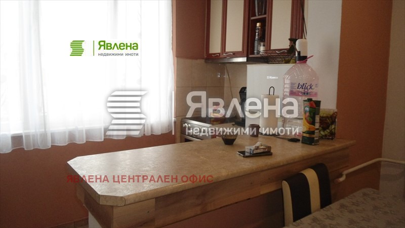 Продава 3-СТАЕН, гр. Перник, Изток, снимка 3 - Aпартаменти - 47381521