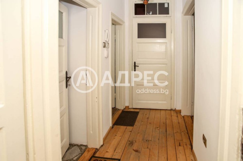 Продава 3-СТАЕН, гр. София, Център, снимка 13 - Апартаменти - 52391080