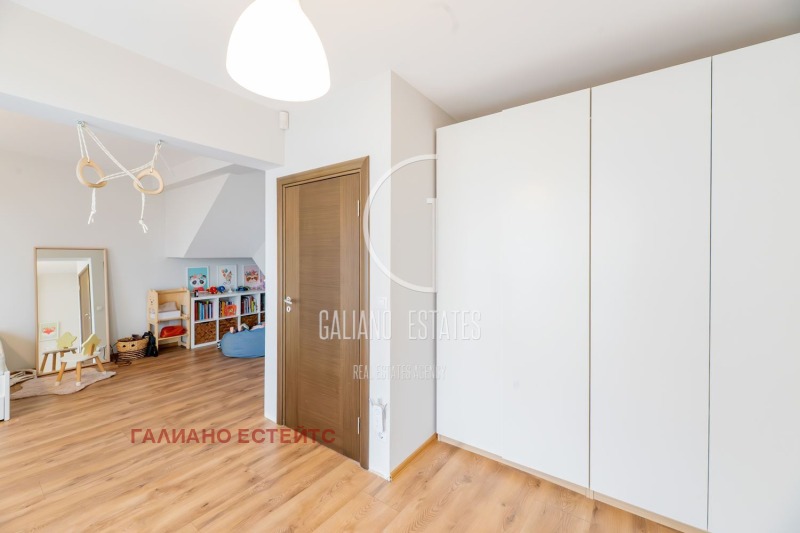 Продава МНОГОСТАЕН, гр. София, Лагера, снимка 15 - Апартаменти - 53589321