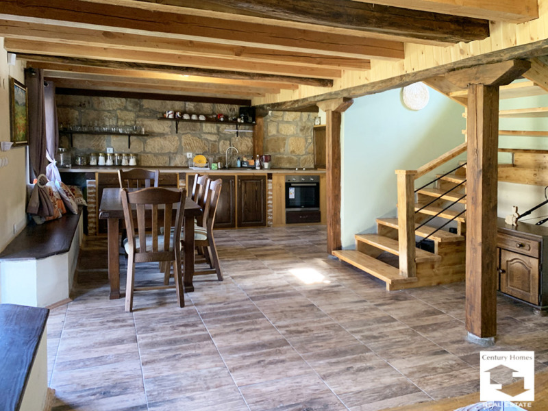 Продава КЪЩА, с. Палици, област Велико Търново, снимка 2 - Къщи - 52070829