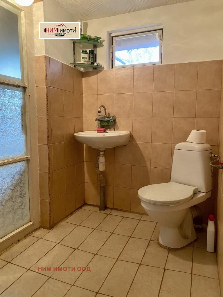 Продава ВИЛА, с. Владо Тричков, област София област, снимка 13 - Вили - 53685336