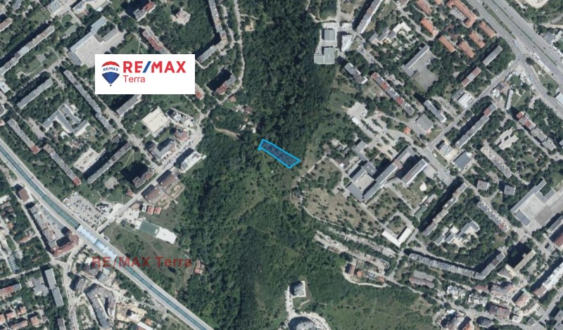 In vendita  Complotto Sofia , Mladost 1 , 2055 mq | 80216940