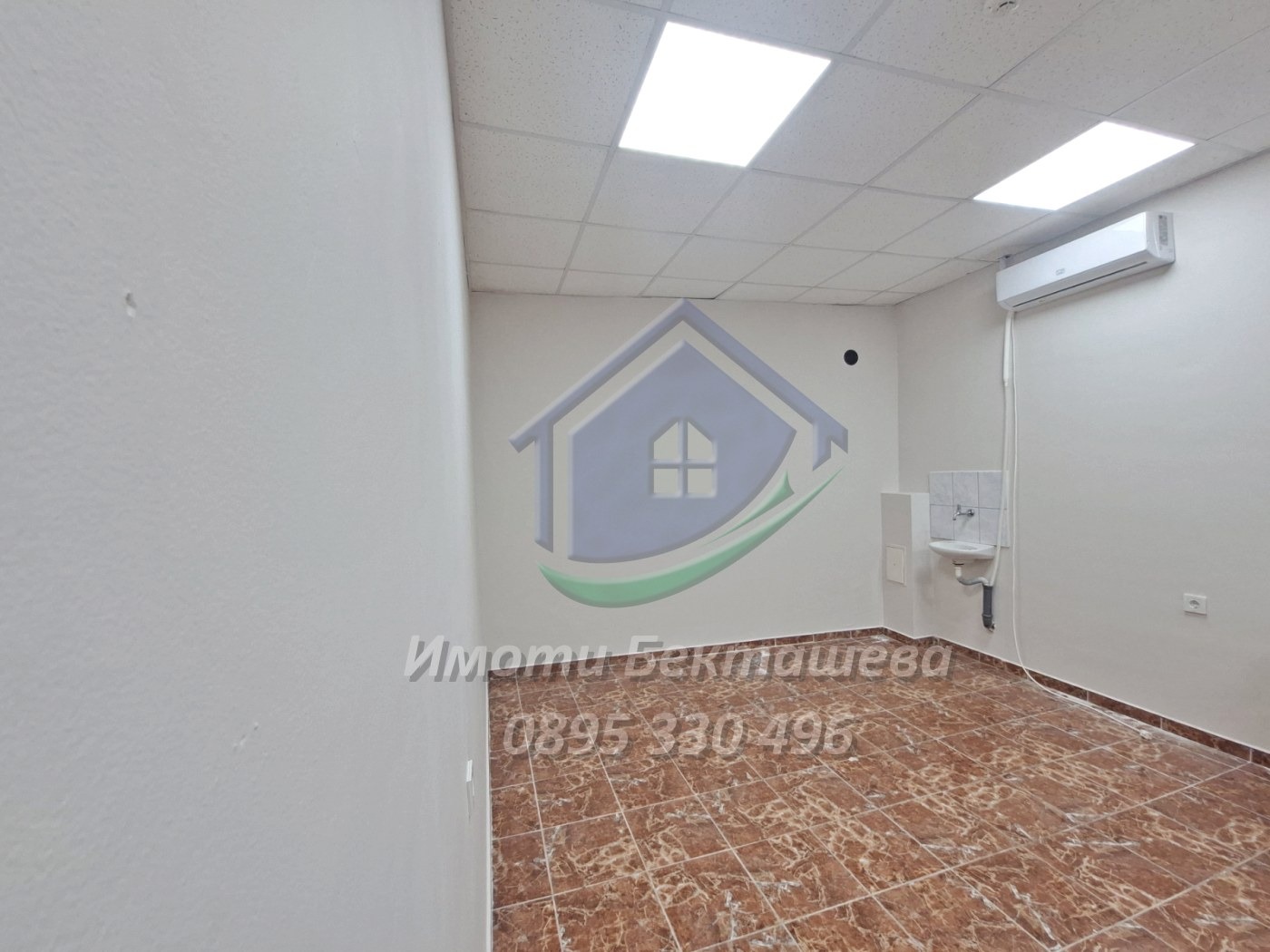 Продава ОФИС, гр. Русе, Център, снимка 3 - Офиси - 55359909