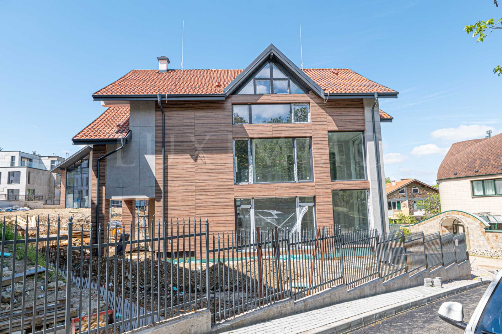 Продава КЪЩА, гр. София, Драгалевци