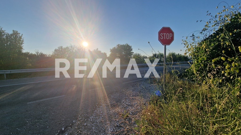 Продава ЗЕМЕДЕЛСКА ЗЕМЯ | Imot.bg — изображение 3