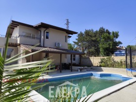 House Yunets, region Varna