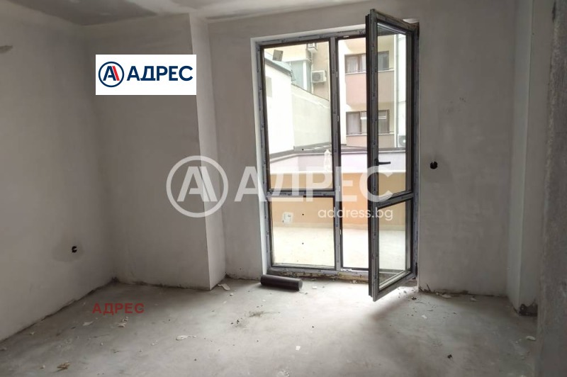 Продава 3-СТАЕН, гр. Варна, Лятно кино Тракия, снимка 3 - Апартаменти - 52809893