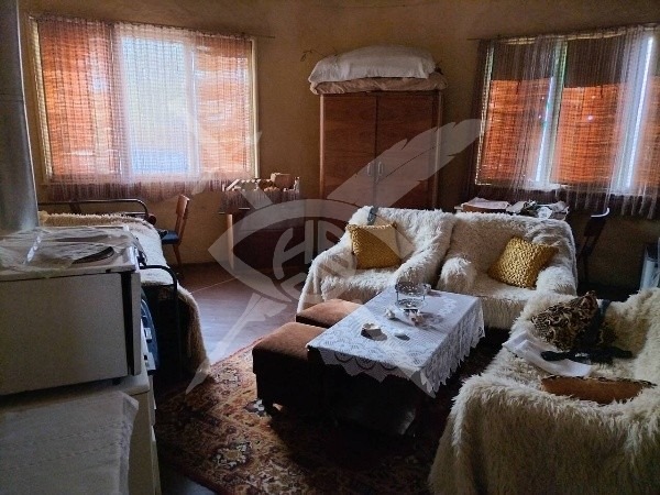 Продава КЪЩА, с. Светлина, област Бургас, снимка 4 - Къщи - 52609622