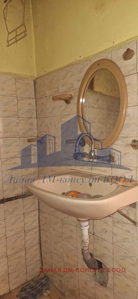 Продава КЪЩА, с. Кюлевча, област Шумен, снимка 3 - Къщи - 54034778