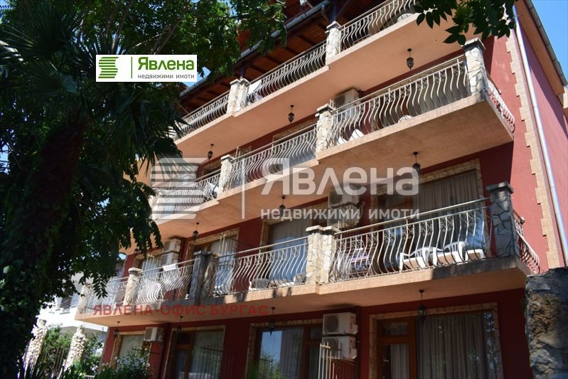 Продава  Хотел област Бургас , с. Равда , 998 кв.м | 38610916
