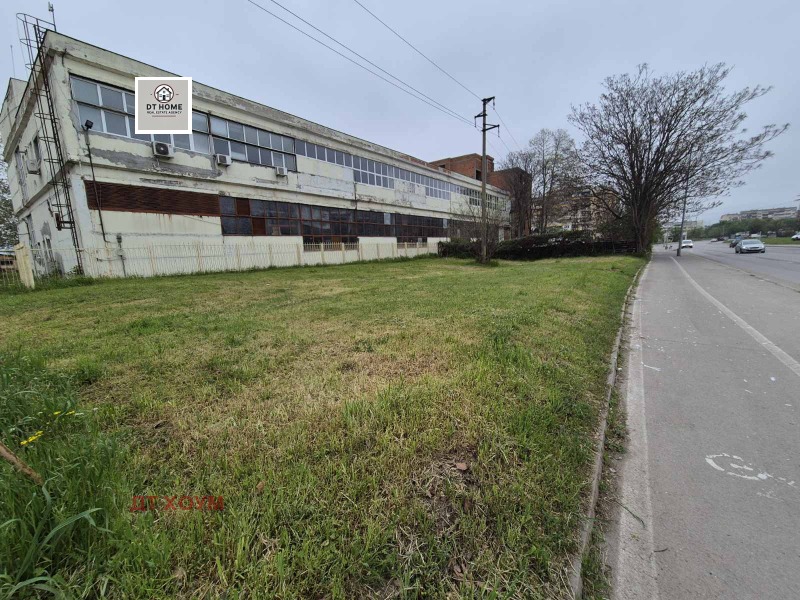 À venda  Trama Ruse , Tcharodeika - Sever , 781 m² | 77704185