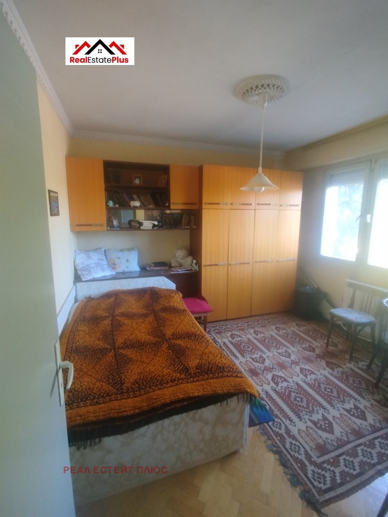 Продава  2-стаен град Плевен , Сторгозия , 62 кв.м | 72620965