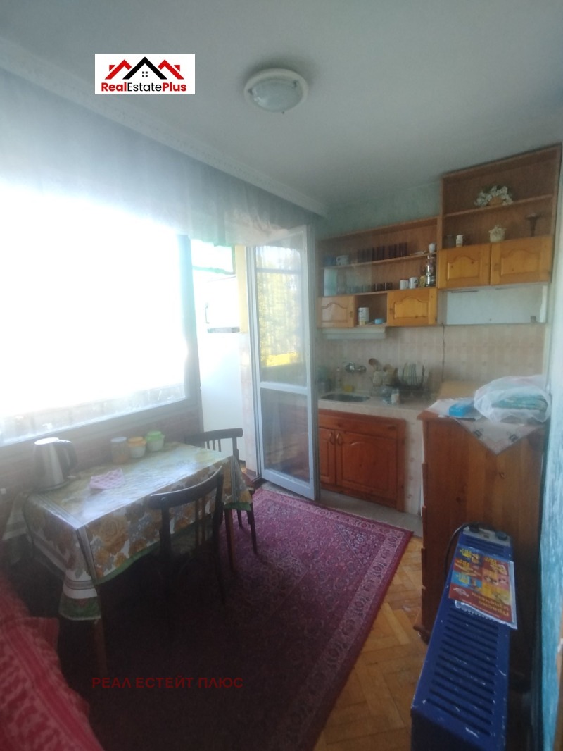 Продава  2-стаен град Плевен , Сторгозия , 62 кв.м | 72620965 - изображение [2]