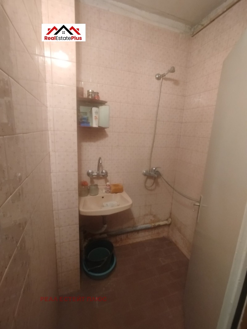 Продава  2-стаен град Плевен , Сторгозия , 62 кв.м | 72620965 - изображение [8]