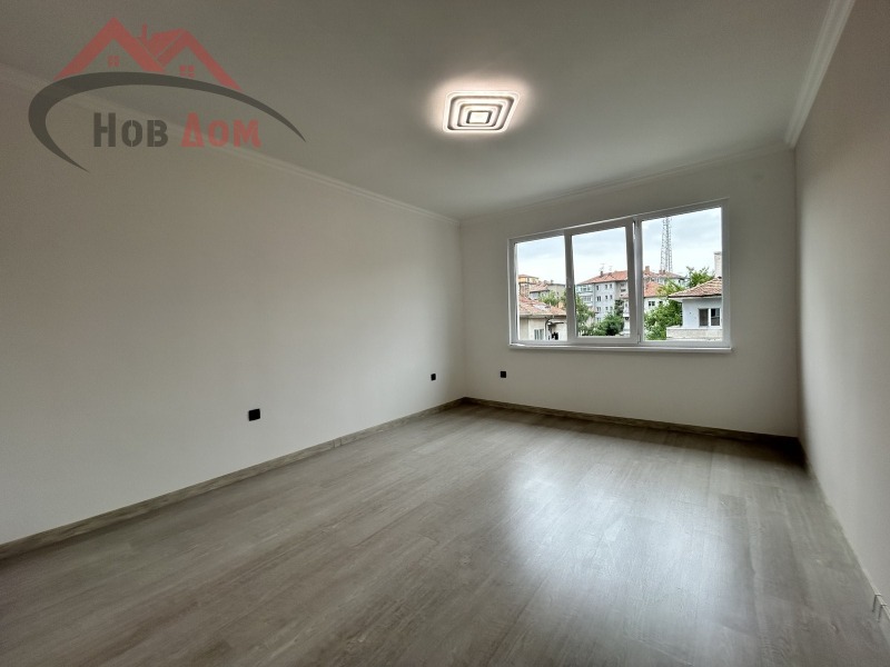 Продава  3-стаен град Велико Търново , Център , 118 кв.м | 78678575 - изображение [8]