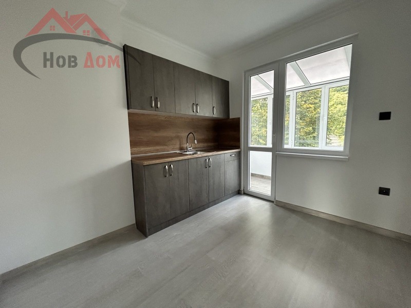 Продава  3-стаен град Велико Търново , Център , 118 кв.м | 78678575