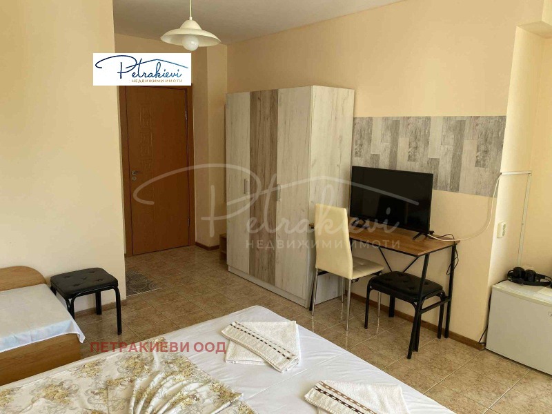 Продава КЪЩА, гр. Приморско, област Бургас, снимка 4 - Къщи - 52440900