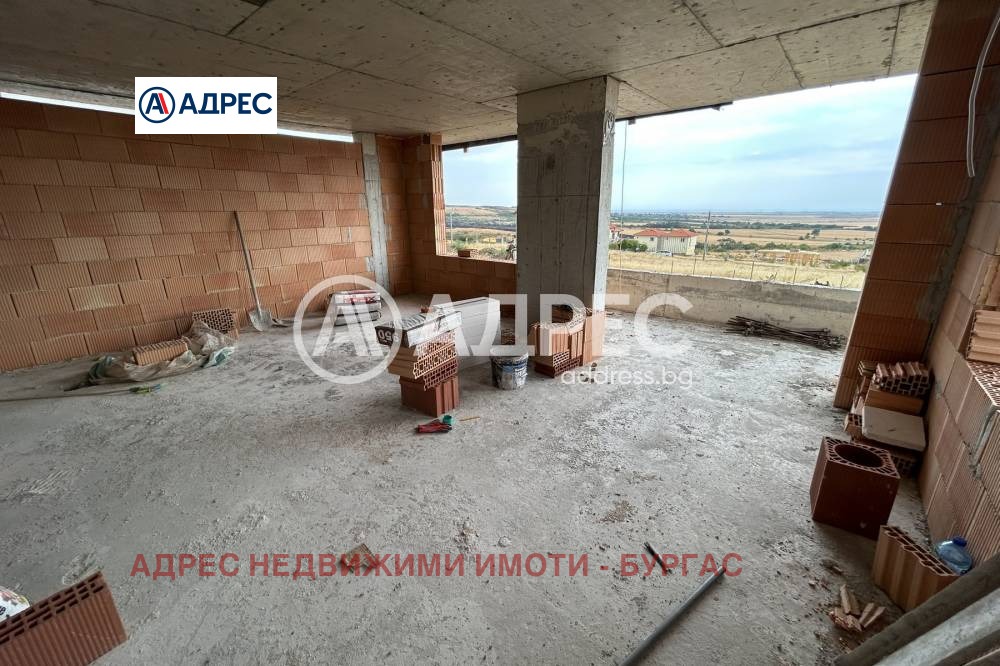 Продава КЪЩА, с. Лъка, област Бургас