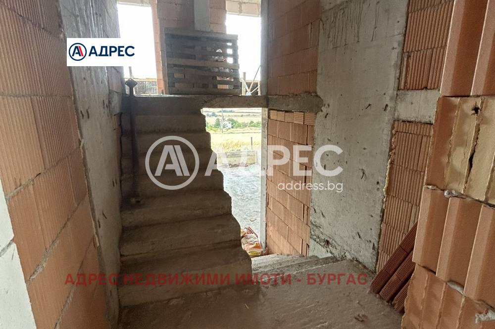 Продава КЪЩА, с. Лъка, област Бургас, снимка 7 - Къщи - 54103900