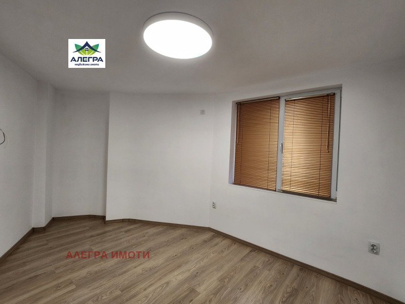 À venda  1 quarto Pazardjik , Idealen centar , 49 m² | 74826604 - imagem [3]