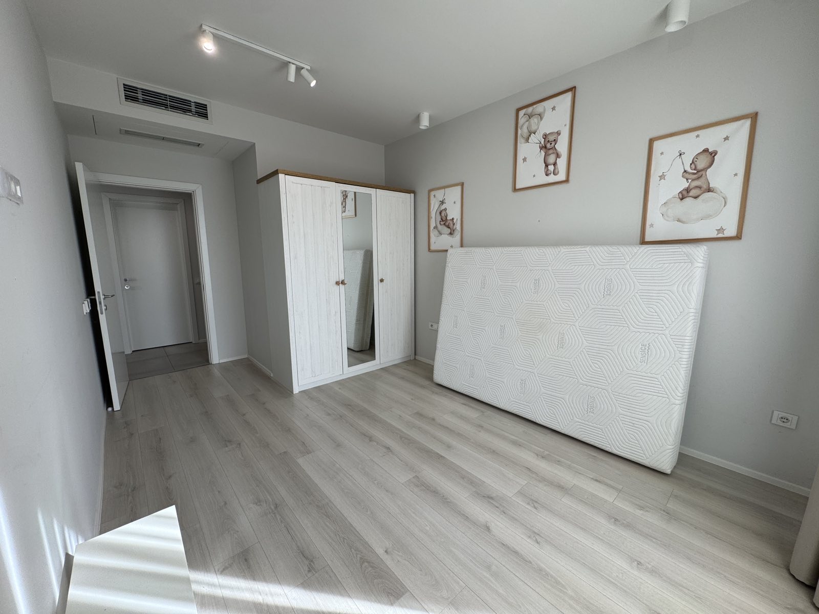 Продава 3-СТАЕН, гр. София, Кръстова вада, снимка 8 - Апартаменти - 56567719