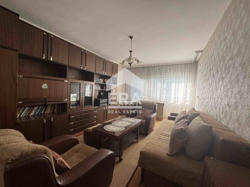 Продава  3-стаен град Силистра , Център , 84 кв.м | 17063434